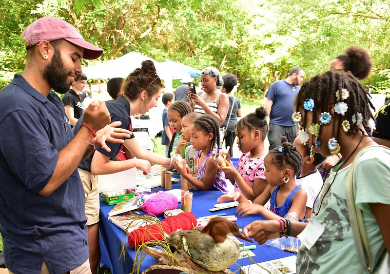 TTFWatershed's tweet photo. Remembering the days of ole when we could gather large groups of neighbors in #TaconyCreekPark. π§π©βπ¦βπ¦ #TBT to our #TaconyCreek Park Summer Block Parties in June 2019. Did you attend last year? What was your favorite part? π https://t.co/pj8qzGNSHG #discoverTCP https://t.co/UhWXsaEJlk