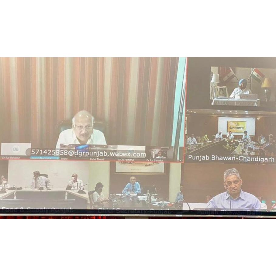 capt_amarinder's tweet photo. To prevent community spread of #Covid19 in Punjab, in today's review meeting we have decided to 
1 - Have restricted movement over weekend &amp; holidays. Industries will be exempted.
2 - Stronger vigilance on people coming from other states with strict home quarantine for all. (1/2) https://t.co/Qv9TA5VanL