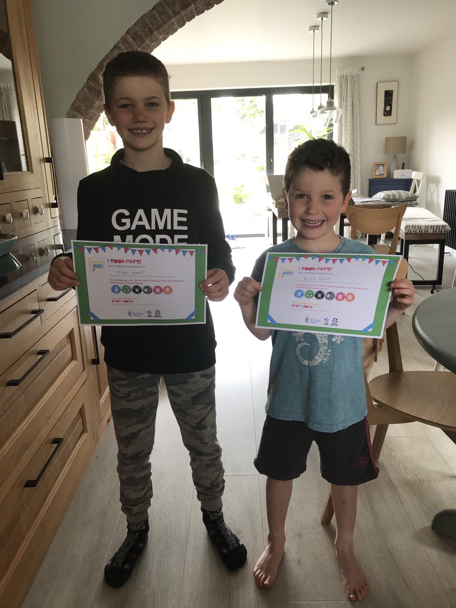 ⁦<a href="/Fairfield_First/">Fairfield First Sch</a>⁩ boys chuffed with their certificates #WorcsVirtualSG