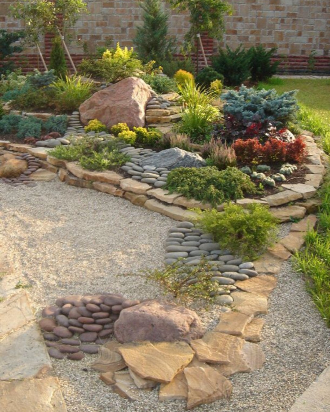 Small rock garden ideas 