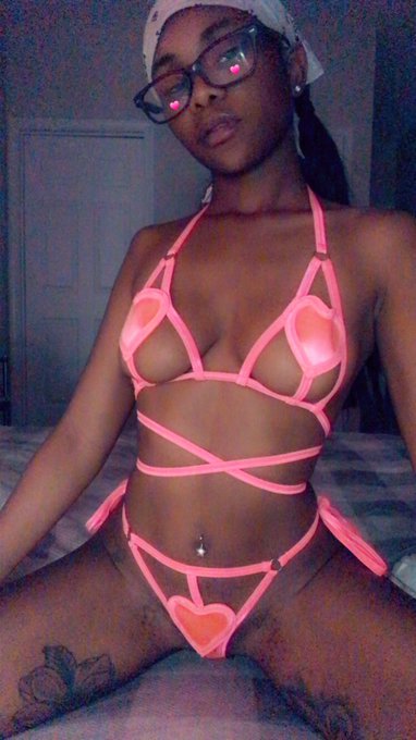 Front or back 😏 https://t.co/5tR4ZEJWHA