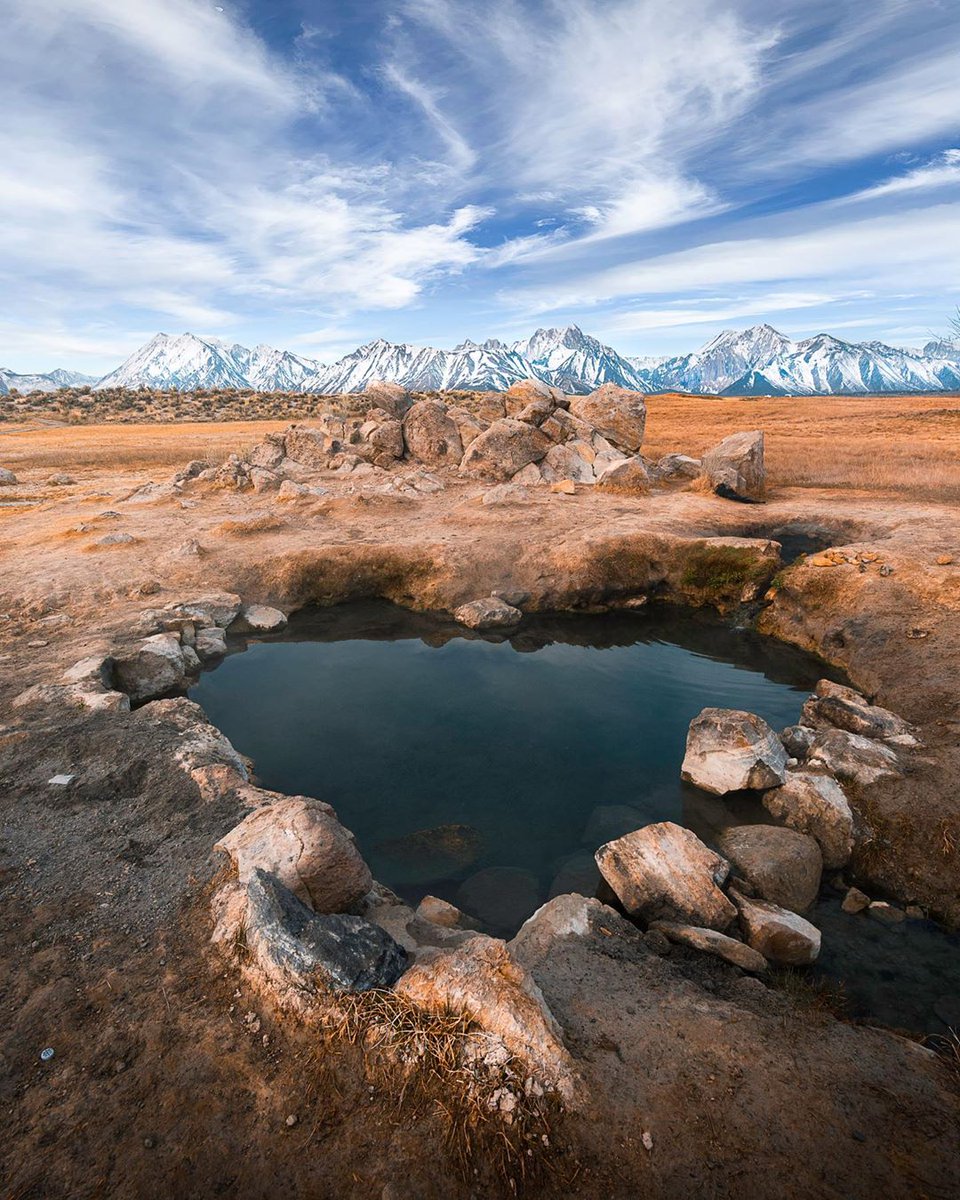Heart shaped hot spring with a view of the mountains! ❤️
.
📍 Eastern Sierra Mountains
.
.
.
.
#travellingthroughtheworld #outside_project #travelawesome #peoplewhoadventure #theoutbound #outdoortodolist #landscapephotography #heart #nevada #visitnevada #mountainview