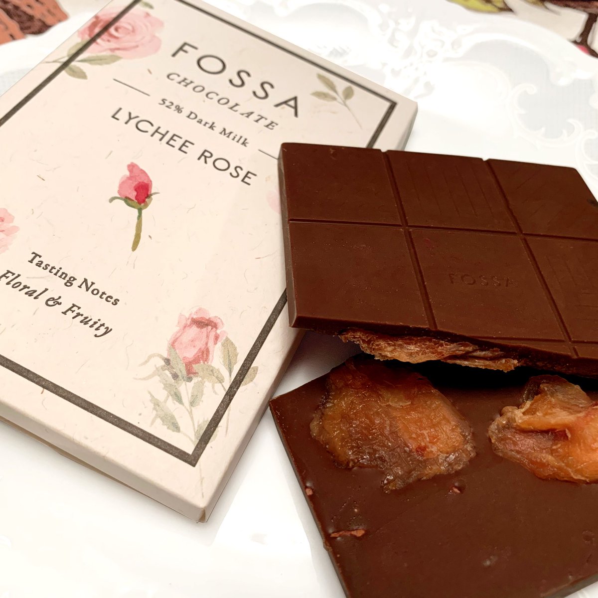 akira_tanaka_10's tweet image. フォッサチョコレートのライチローズダークミルク😋🍫💕💕💕
#フォッサチョコレート #fossachocolate #トモエサヴール #tomoesaveur #chocolate