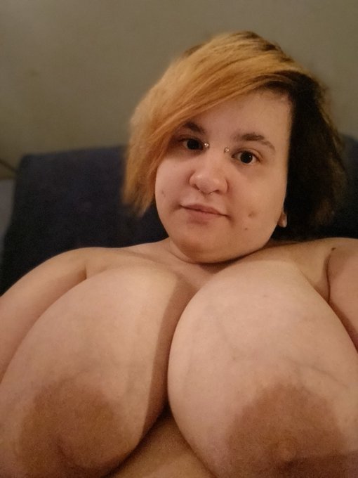 every time i get on cam i get asked "damn how big are those" and i'm gonna start charging when i get
