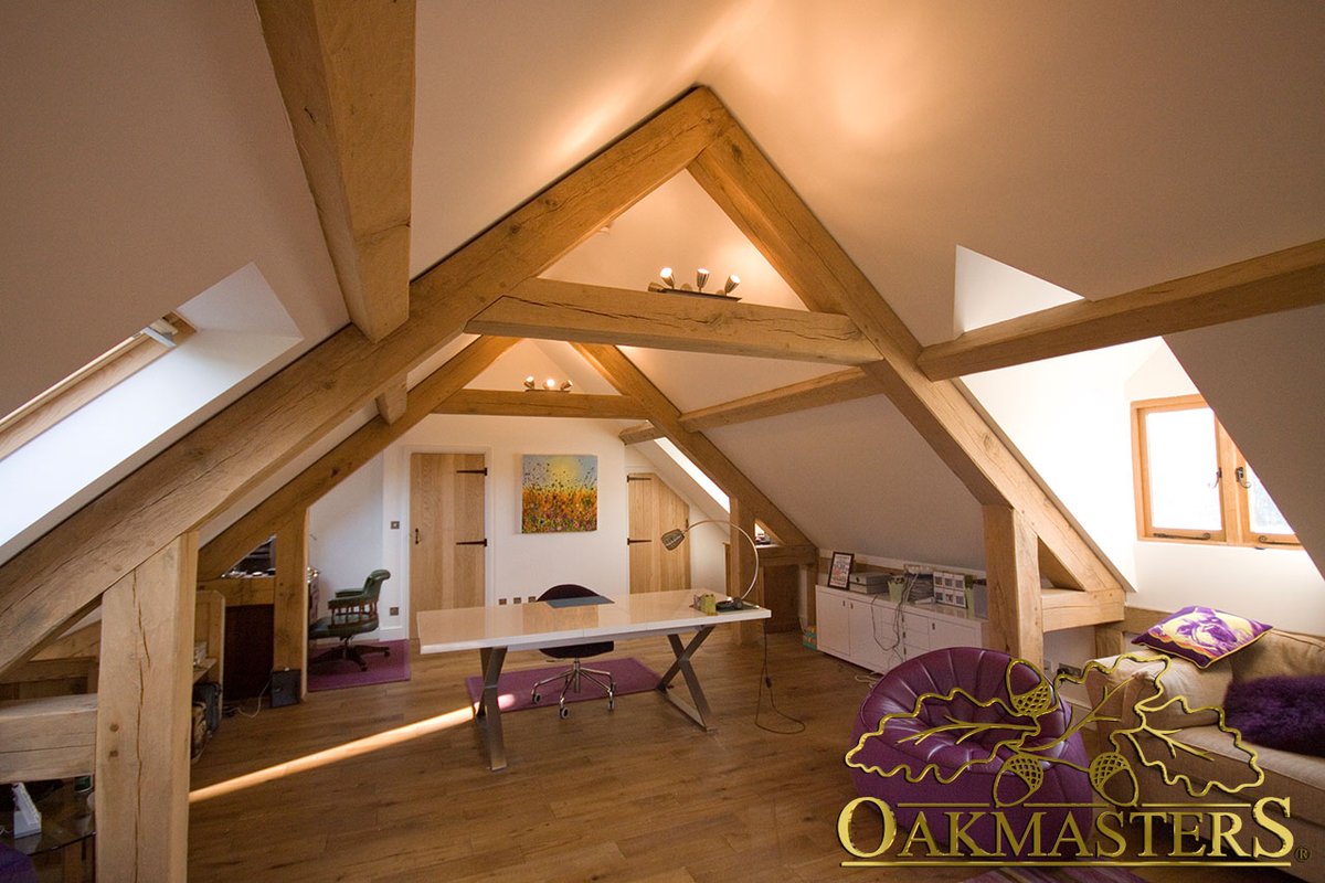 Oakmasters's tweet photo. Oak roof trusses … making the ordinary quite beautiful https://t.co/ohdysBjL5N #oak #roof #oakroof https://t.co/e6WSr1GecO