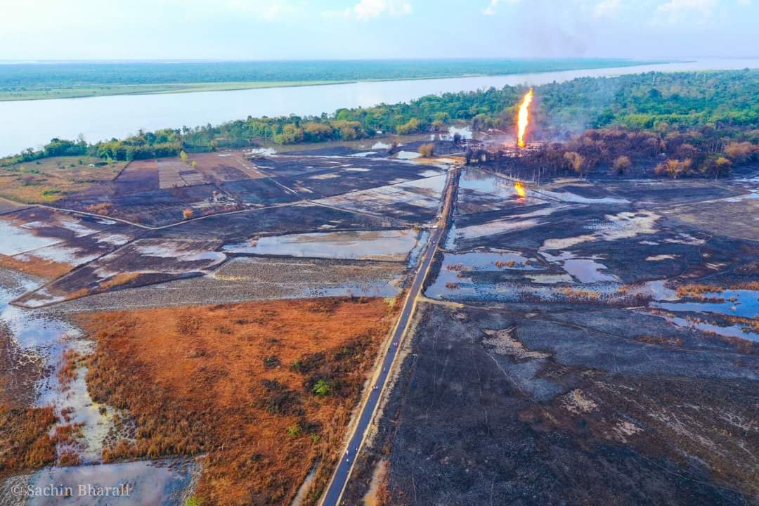 UshaMech's tweet photo. Not Amazon , not Australia , Baghjan is in your own India , and it has been burning for two days now!Go vocal for local.
@pmo
@rashtrapatibhvn
@narendramodi 
@ndtv 
@RahulGandhi 
@PrakashJavdekar 
@SonuSood 
@RandeepHooda 
#SaveBaghjan 
#SaveMaguriBeel 
#SaveDibruSaikhowa https://t.co/VqQERrTeI3
