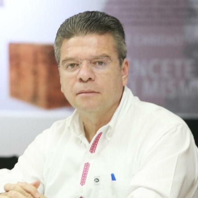 GabyCoutino's tweet photo. #Chiapas Anuncia #IsmaelBritoMazariegos Secretario General de Gobierno que resultó positivo a #Coronavirus. Es el tercer miembro del gabinete de @RutilioEscandon afectado por #COVID19mx. Primero fue el Secretario de #PueblosIndios y luego la titular de la #SecretaríaDelBienestar https://t.co/BW24C0Y2Bh
