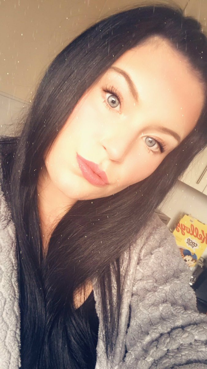 MissSuperior1's tweet photo. Serve your Queen 👑 https://t.co/yHwpu0IyjV
