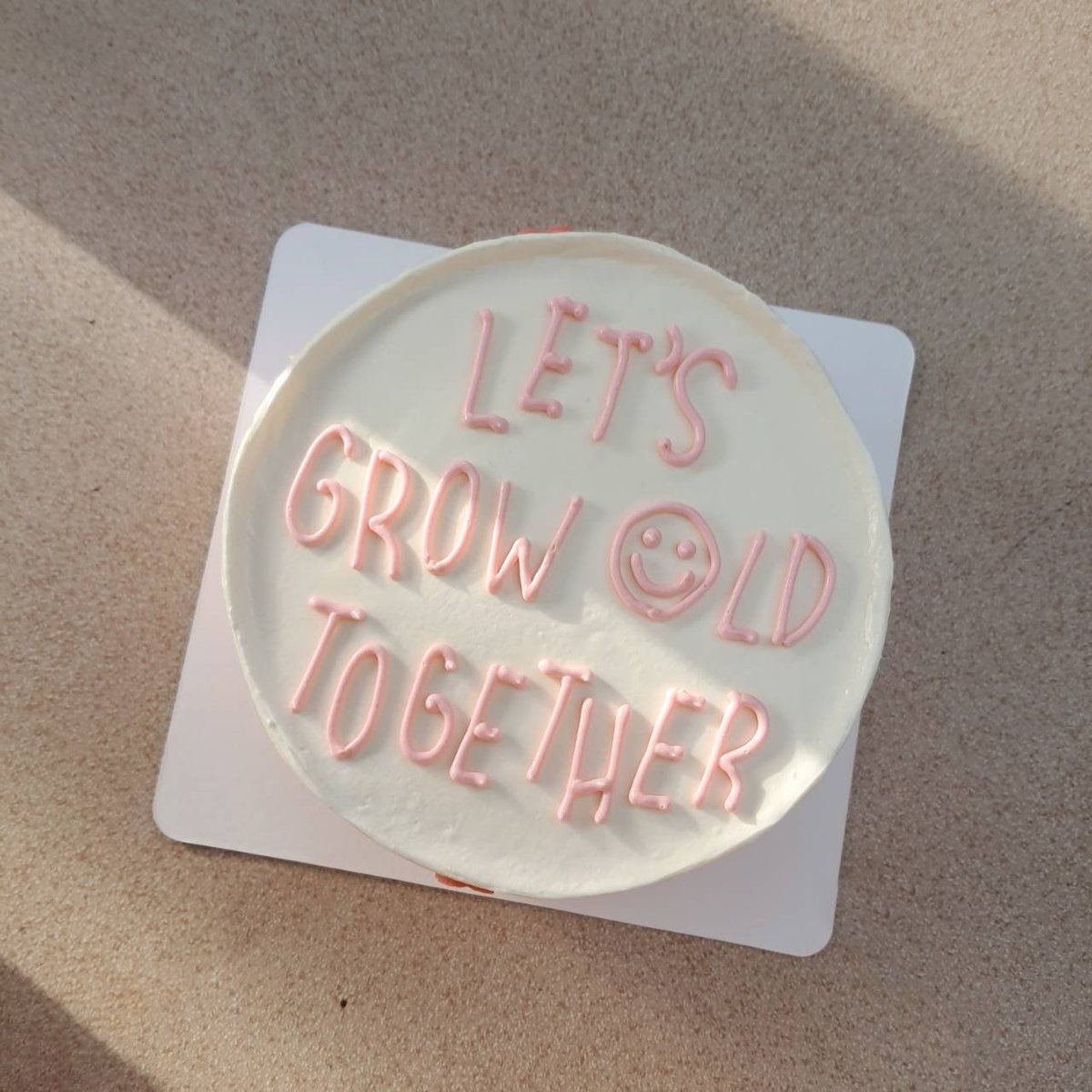 hpbd to me 🎂🤍🌷✨