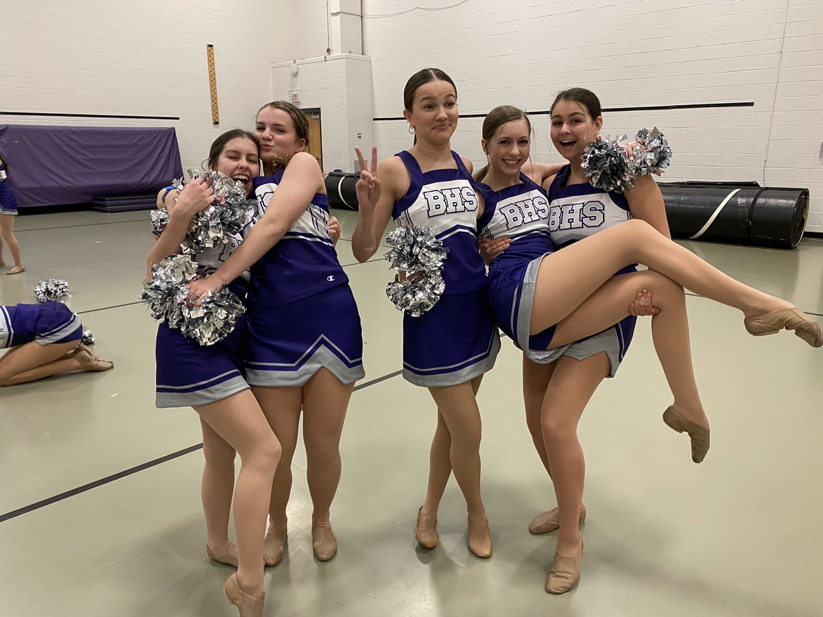 BHSbobcatsdance's tweet photo. Congratulations to our Purple Reign Seniors!!!! We will miss our Class of 2020 #fab5 #PRDTLeadership https://t.co/R9P3PRkNT0