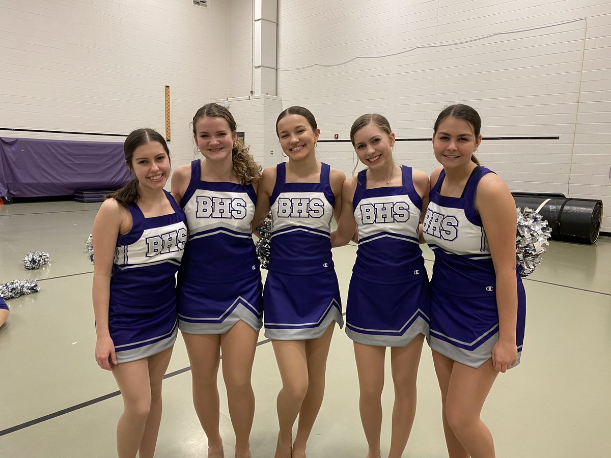 BHSbobcatsdance's tweet photo. Congratulations to our Purple Reign Seniors!!!! We will miss our Class of 2020 #fab5 #PRDTLeadership https://t.co/R9P3PRkNT0