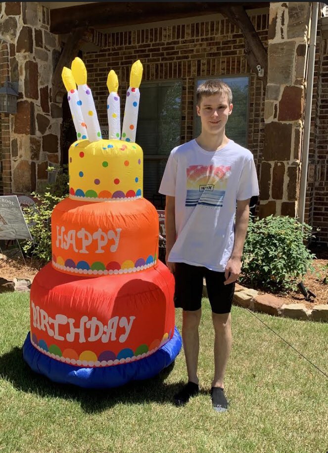 TheBirthdayBros's tweet photo. We’ve had a weeks worth of bookings and tons of happy customers! You should be one of them! Contact us now to book your sign for your very special birthday!

https://t.co/g7BB0U9M5t https://t.co/pPQ5ooXISQ
