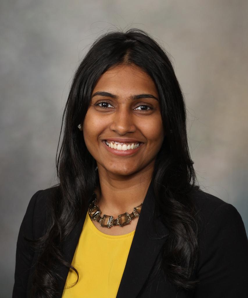MayoRegMed's tweet photo. .@MayoRegMed is preparing the next generation of physicians and scientists to advance #regenmed from research to daily clinical care.  Read how the @MayoClinicSOM @MayoRegMed course in regenerative medicine and surgery is unique. @SWylesMDPhD
https://t.co/ZyDAAhWCPy https://t.co/Y0BiR2SRDR