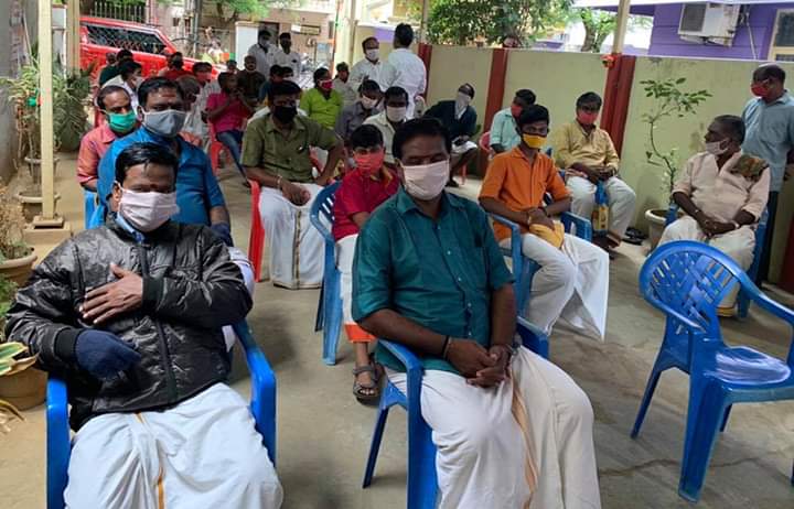 Murugan__G's tweet image. சென்னையில் வெவ்வேறு கோவில்களில் பணி புரியும் 101 நாதஸ்வர இசை கலைஞர்களுக்கு ஒரு மாதத்திற்கு தேவையான மளிகை பொருட்கள் அடங்கிய #ModiKits வழங்கினார் அவர்களுக்கு நன்றி வாழ்த்துக்கள் அண்ணா 

@SuryahSG