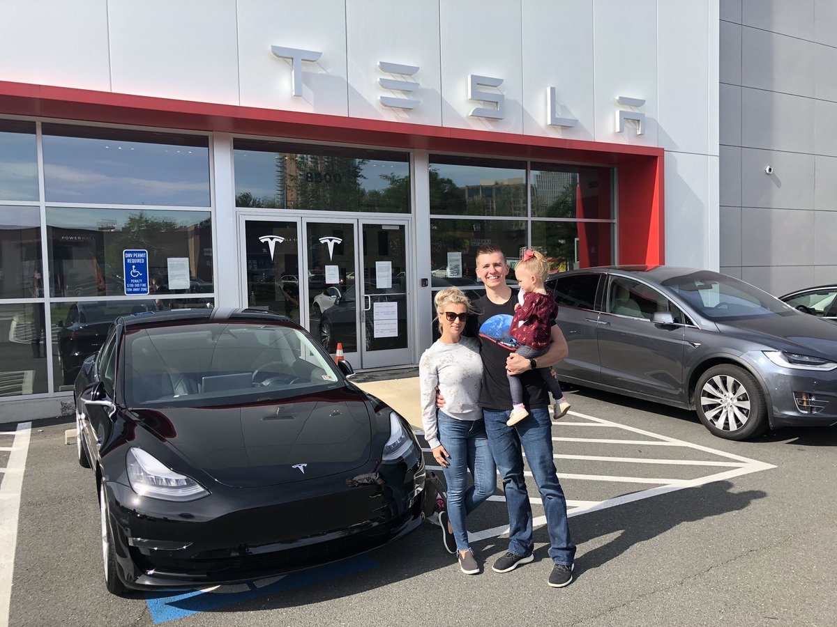 evan_grober's tweet photo. @elonmusk my first tweet, in over 4 years, to show off my new Model 3. Thank you for changing the world! https://t.co/VSA0OnVZ7P