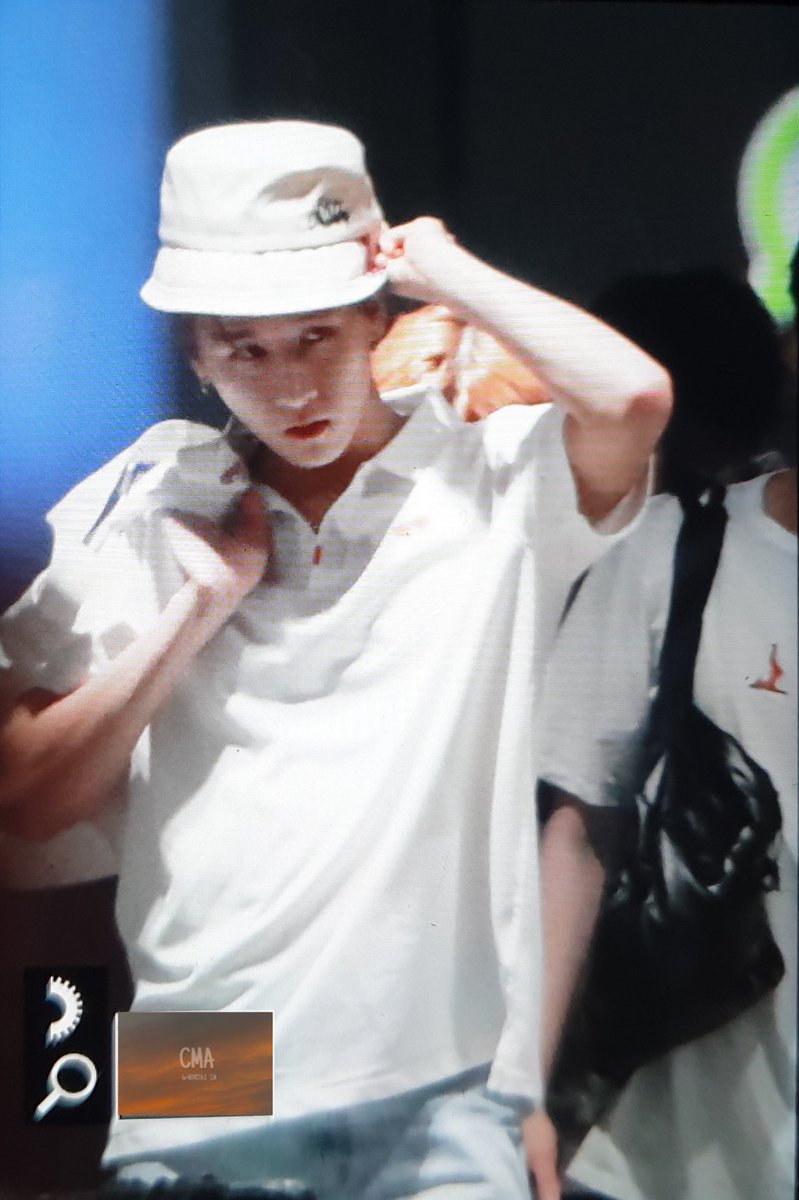 2006011 히든트랙 퇴근 프래뷰 

모자 쓰는 창규니도 기여엉( ;ᯅ; )
#아이엠 #임창균 #몬스타엑스