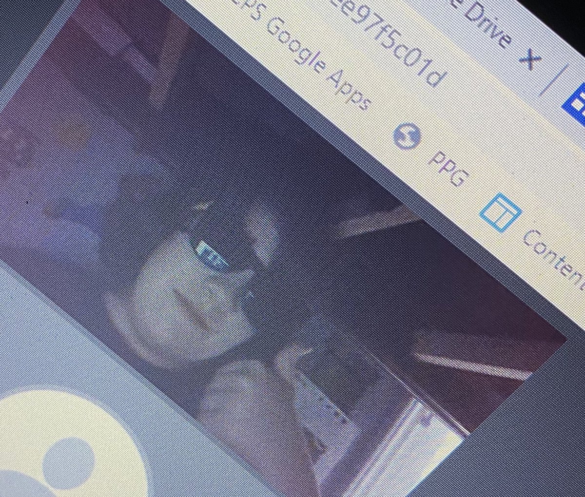 These 4th graders are all ready for the summer!  We miss you all so much! Thanks for making this year amazing. We can’t wait to see you all again soon! HAPPY SUMMER BREAK! ☀️