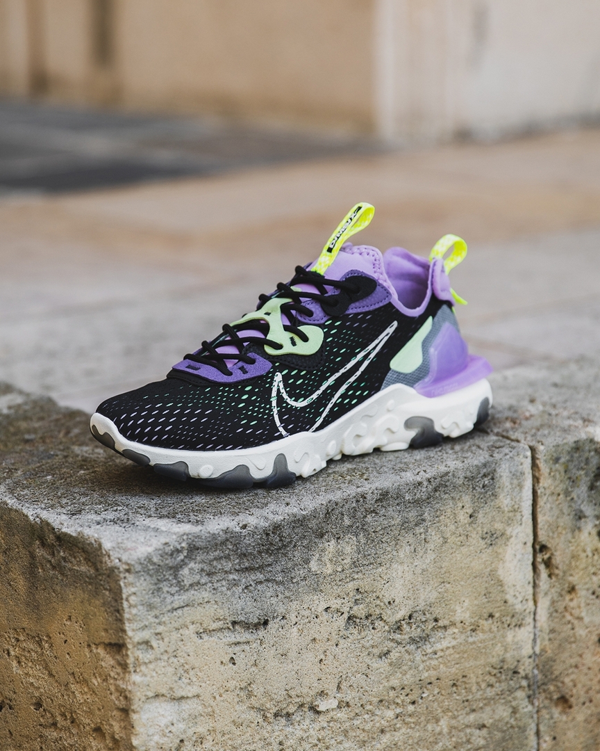 Footpatrol_ldn's tweet photo. Nike React Vision 'Black/Gravity Purple' | Available online, sizes range from UK3 - UK12, priced at ยฃ115. | Shop now: https://t.co/r9R3Rmiz8w #Nike #NikeReact #NikeReactVision https://t.co/HZByB1PCox