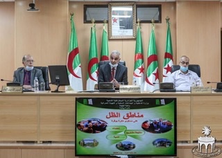 Wilaya_de_Blida's tweet photo. Le wali de la wilaya de Blida a présidé une séance de travail consacrée au suivi de la réalisation des projets de développement dans les zones de proximité des communes de Larbâa, Souhane, Bougara,Oued Slama, Hamam Melouane, Mouzaia, Cheffa et Ain Romana le 11 juin 2020. https://t.co/9yhmbuiY9x