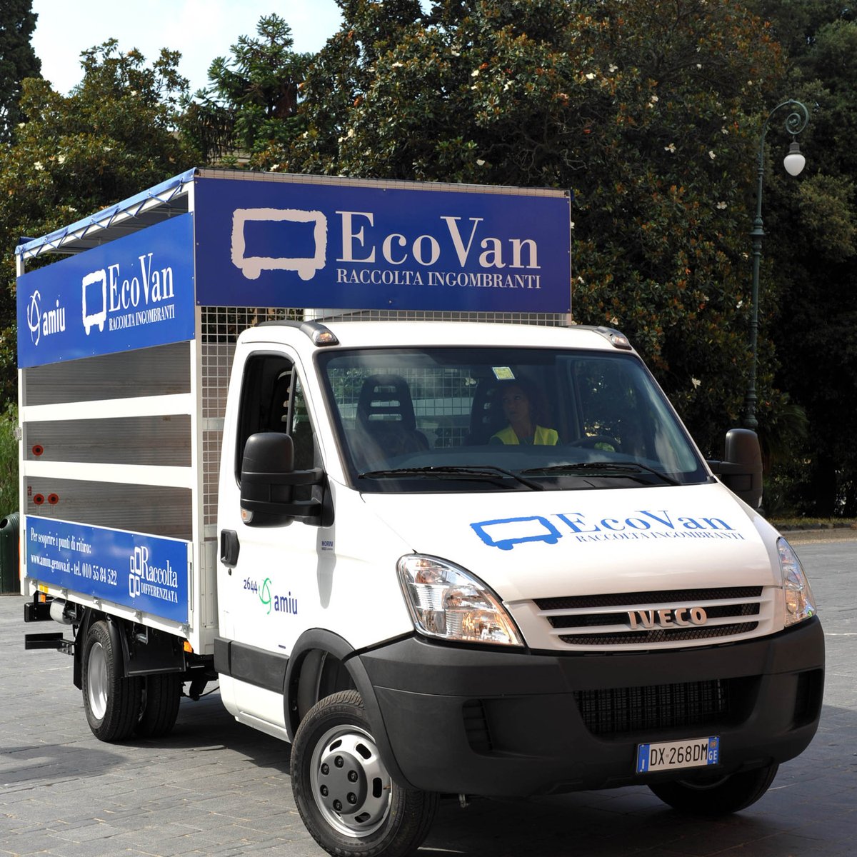 ‼ Giornata straordinaria nel <a href="/ComunediRecco/">Comune di Recco</a> con #EcoVan+, il camioncino che ritira gratis MOBILI, ELETTRODOMESTICI e RIFIUTI INGOMBRANTI.♻️
Vi aspettiamo SABATO 13 GIUGNO, dalle ore 8 alle 11, in via Milano, vicino all’isola ecologica Loderini.
#raccoltadifferenziata