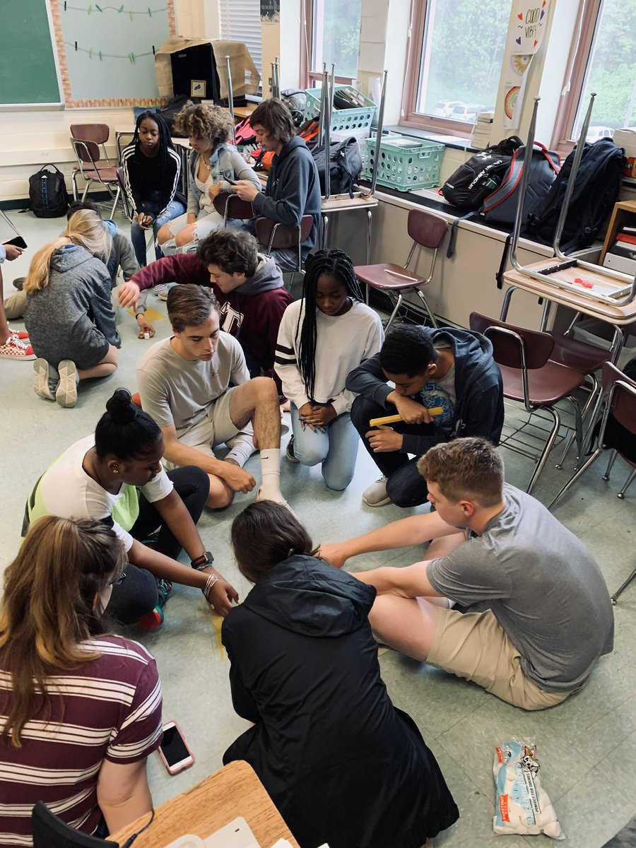 THSAVIDrocks's tweet photo. Reminiscing on some end of the year activities from last year! Missing and celebrating our #THS #avid #seniors2020 #tbt https://t.co/9WTpfpGuxl