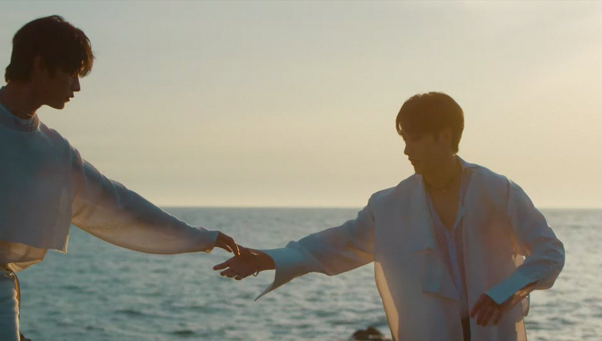 Secret i have held in my heart. You are my life картинки. Secret i have held in my heart. I love u цитаты. море обнимет закопает в пески.