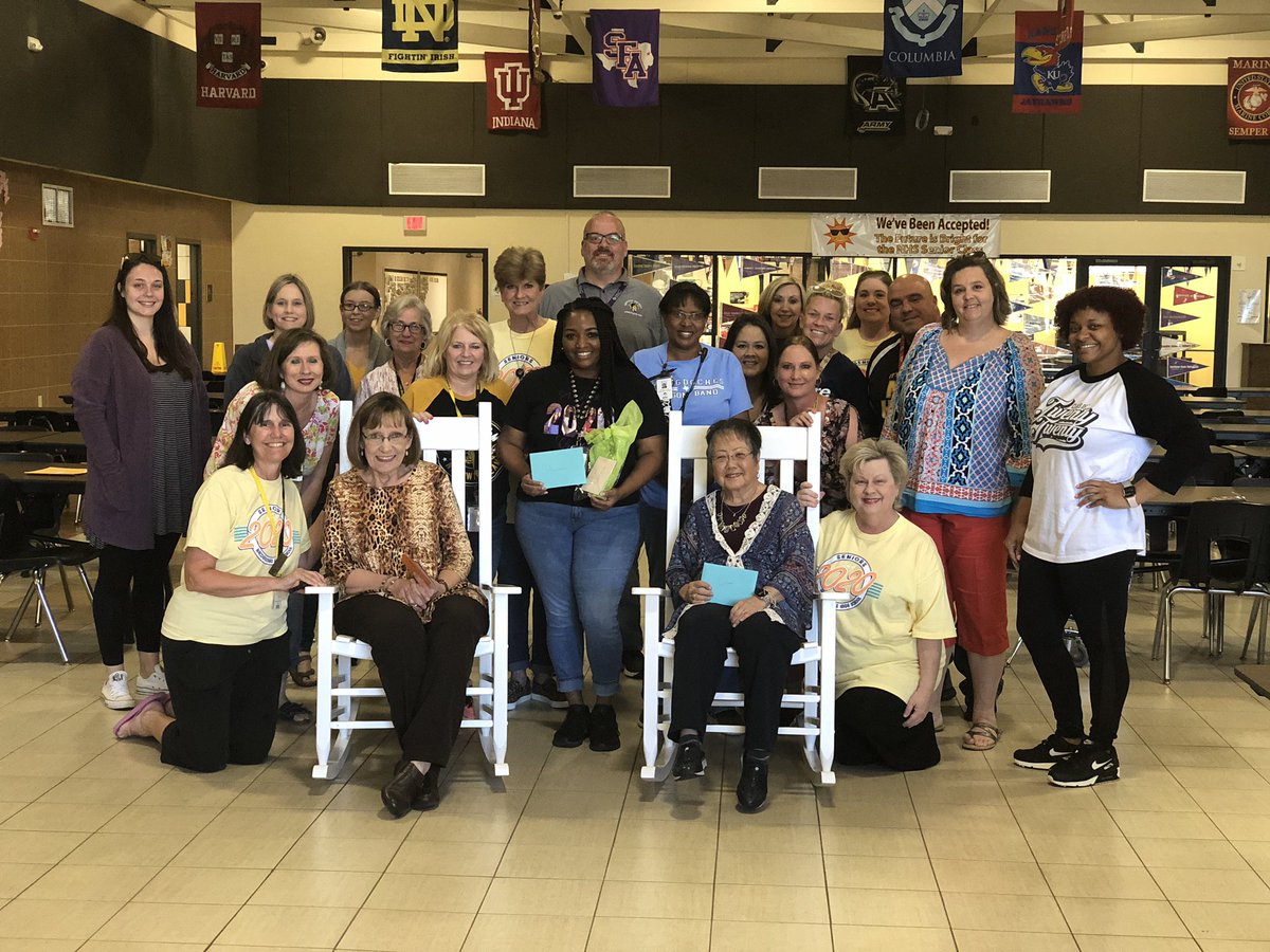 NacogdochesHS's tweet photo. Farewell to our retirees nurse Joann Stewart and diagnostician Debbie Morris! Congratulations, ladies! Thank you for your years of service and dedication to NISD students! #NacISD #NacogdochesHS #DragonNation #ReturnOfTheNac
#Gr8X2BaDRAGON https://t.co/4g6OfNmveD