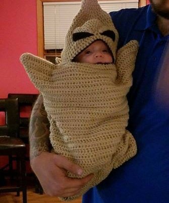glitterrbatt's tweet photo. Oogie boogie baby costume https://t.co/3vEsi0nntk