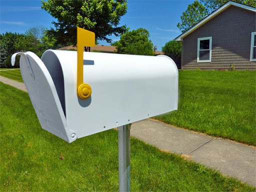 rsstenson's tweet photo. Research reveals direct mail is influencing 31% of purchases https://t.co/eruWRmS34I https://t.co/vrXb0Jwk0e