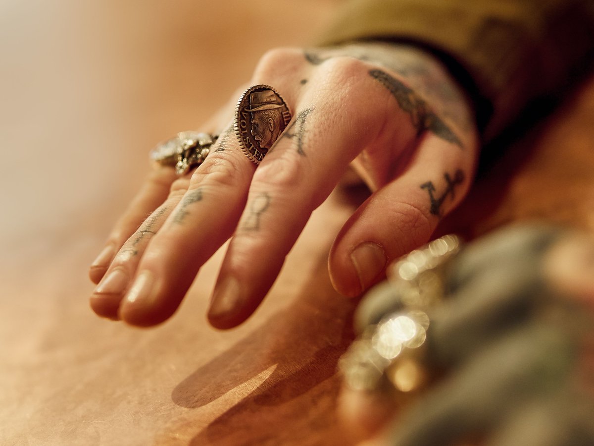 Available in a signet ring, pendant or on it's own, our Andrew Volstead coin is the perfect statement piece, however you show it off!