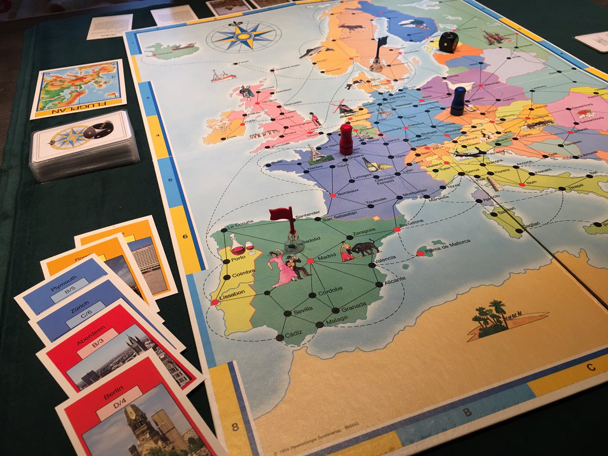 Ginnotsuki1's tweet photo. 子供達に良さそうな簡単ルールのゲームをテストプレイ。
『Europareise』は双六でヨーロッパ地理を学べる。ただ、イベントカードの内容が日本人にはちょっと難しいものも一部ある。その国の車のナンバーは？とかね。
『Alibaba』は記憶力と引き運だね。
#ボードゲーム
#europareise
#aribaba https://t.co/XiYriTXrsG