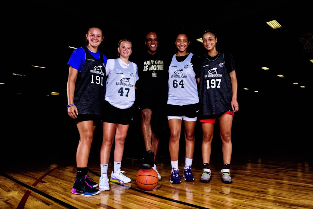 BrandonClayPSB's tweet photo. Brandon Clay #BCSTrainingAcademy

📍Indianapolis
🗓 June 20-21

Atlanta’s session was a 🎥 

Lilly Davis
Niveya Henley
Camryn Jones
Rachel Smith

STORY: https://t.co/8x8eYtgTLa

SIGN UP: https://t.co/wLYYh339MA

RECRUITING PROFILES https://t.co/yZxP6OqN8t #SMPMember #BCSSelect24 https://t.co/9i0yH1FYWx