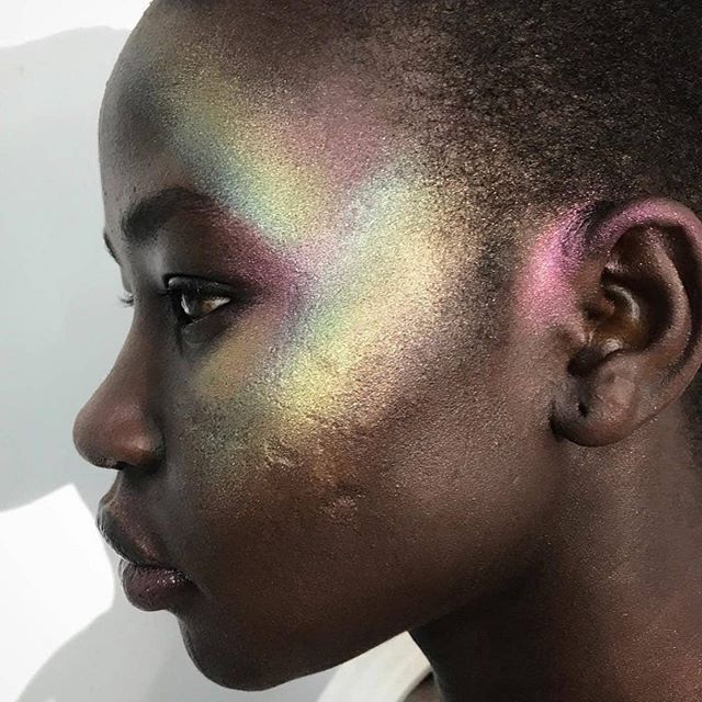 ciatelondon's tweet photo. 🌈 #pridemonth is here &amp; we believe in self-affirmation, dignity, equality, and increased visibility of lesbian, gay, bisexual, and transgender and non- binary communities. 📸 look created @beasweetbeauty using our mermaid glow #ciate https://t.co/WgiCEJlxwc