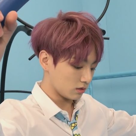satjaithe1st's tweet photo. ☁️ 、♡̷ ˙ 𓈒 

          𝚋𝚘𝚘 🗯️ 、♡̷ เค้า ‘ซัทจ๋าย’ ⊹ 𝔍ungkook xx 𝚌𝚞𝚝𝚎 𝚌𝚞𝚝𝚎 ‧⁺◟ จามา ˓  แลกฟอล ✿ ตามทัก ˙Ⱉ˙ กับทุกคนที่มารีเลยคับเช้บ 🐰💡 ୨ 、

: • ยพท ลฟตท ♡̷ ୧ https://t.co/YPv0tg91Ho