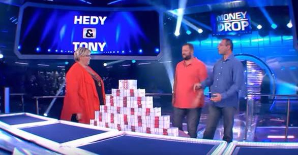 MoneyDropFR's tweet photo. 💴 [MONEY DROP]

Revivez les aventures de Hedy et Tony dans Money Drop ! 
Quelle somme vont-ils réussir à sauver ? 😱

➡️ https://t.co/57uX2j9DSo https://t.co/sGF4lP5LFN