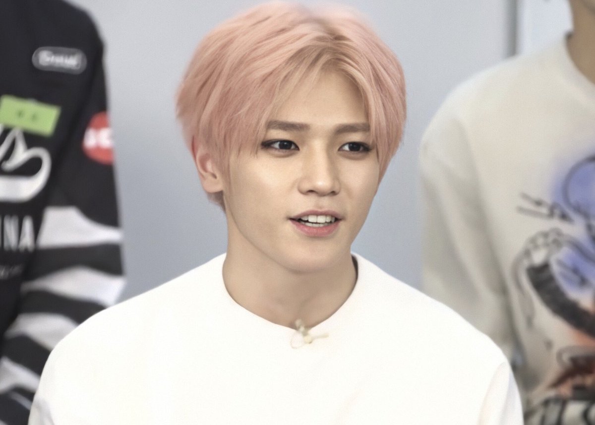 taeyongpictures's tweet photo. 3 years ago today, our fandom name “nctzen” was announced! happy birthday nctzens 💚 https://t.co/IxPg7J2OkV