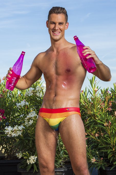 So with everything going on I totally forgot to share some major #PrideMonth2020 vibes! #camguy #PRIDE2020