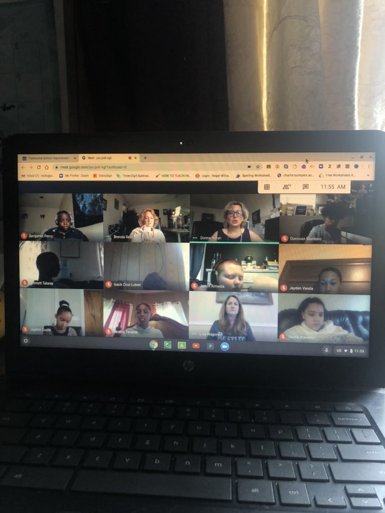 I had meetings with guest scientists in both my 4th and 5th grade clssses today!  What a terrific way to engage students and show a connection to real life!  <a href="/MrsLipinsky/">Mrs. Lipinsky</a> <a href="/MichaelGilmoreP/">Michael Gilmore</a> @MallozziEmily @PSD_Sup <a href="/SkypeScientist/">Skype A Scientist</a>