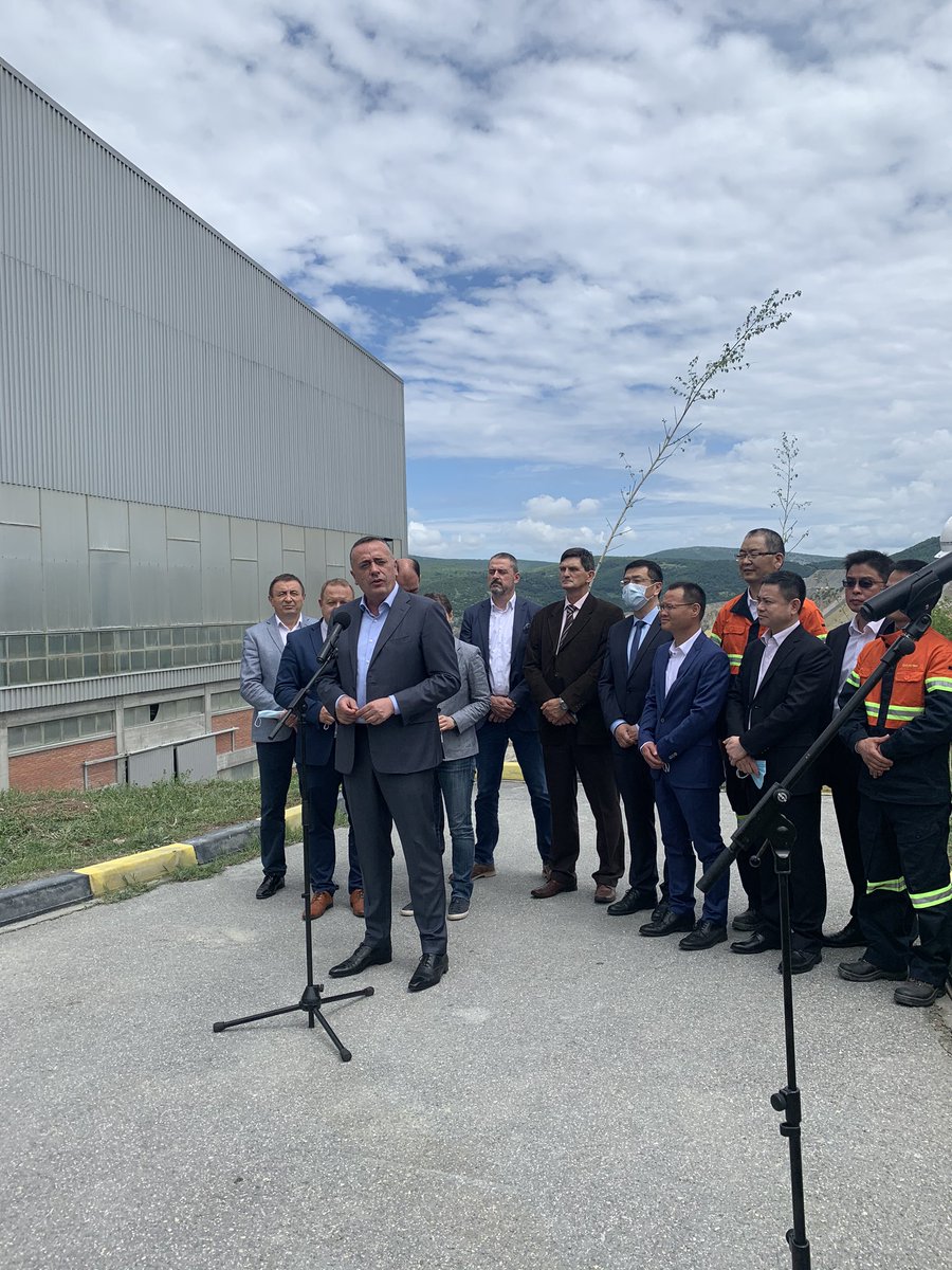 mre (@miningenergyrs) on Twitter photo Ministar <a href="/AAnticBG/">Aleksandar Antić</a> i <a href="/SerbianPM/">Aна Брнабић</a> u Boru
Strateško partnerstvo između #zijin i Srbije i razvoj rudarskog sektora od izuzetne je važnosti za našu zemlju.
Pokazalo se da su sve naše odluke u čitavom ovom procesu bile izuzetno dobre, uz podršku Vlade Srbije i predsednika <a href="/avucic/">Александар Вучић</a> 🇷🇸 Ministar <a href="/AAnticBG/">Aleksandar Antić</a> i <a href="/SerbianPM/">Aна Брнабић</a> u Boru
Strateško partnerstvo između #zijin i Srbije i razvoj rudarskog sektora od izuzetne je važnosti za našu zemlju.
Pokazalo se da su sve naše odluke u čitavom ovom procesu bile izuzetno dobre, uz podršku Vlade Srbije i predsednika <a href="/avucic/">Александар Вучић</a> 🇷🇸