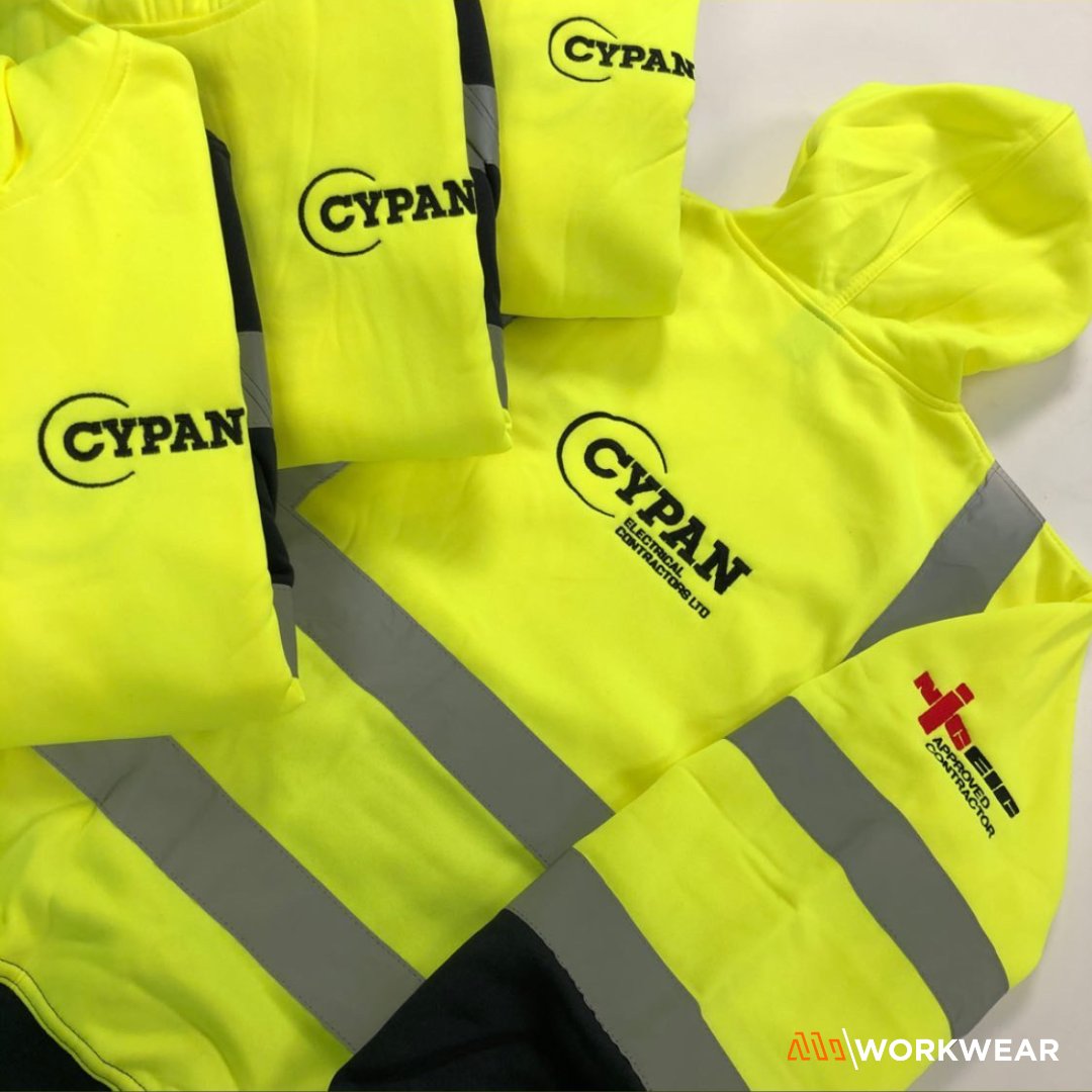 Nice and bright! 🦺💡Hi-vis hoodies with embroidered side and front pocket detail. 🔍
No order is too big, we can do it all! Contact us today for a quote. miwokwear.org.uk
#MiWorkwear #leicestershire #promotionalproducts #brandedproducts #brandedproducts #rebrand #branded