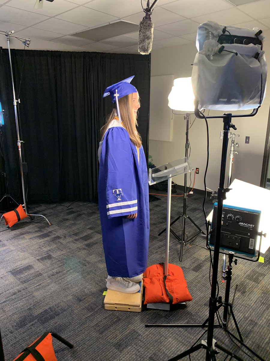 JETHS_2020's tweet photo. Check out THS Student Council President Eanthe Pieterse in the studio! #TaylorMade2020 https://t.co/9AnOb3OZ1g