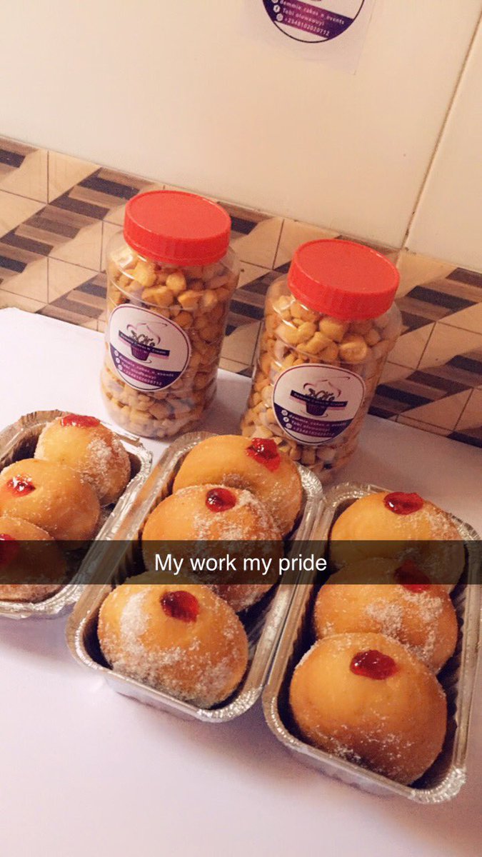 DemmieCakes's tweet photo. We are here to help you give your Lovers nice surprise treat 👍👍👍👍Demmie_cakes_n_events does it better💯💯💯💯💯 https://t.co/KMbmd7aBRg