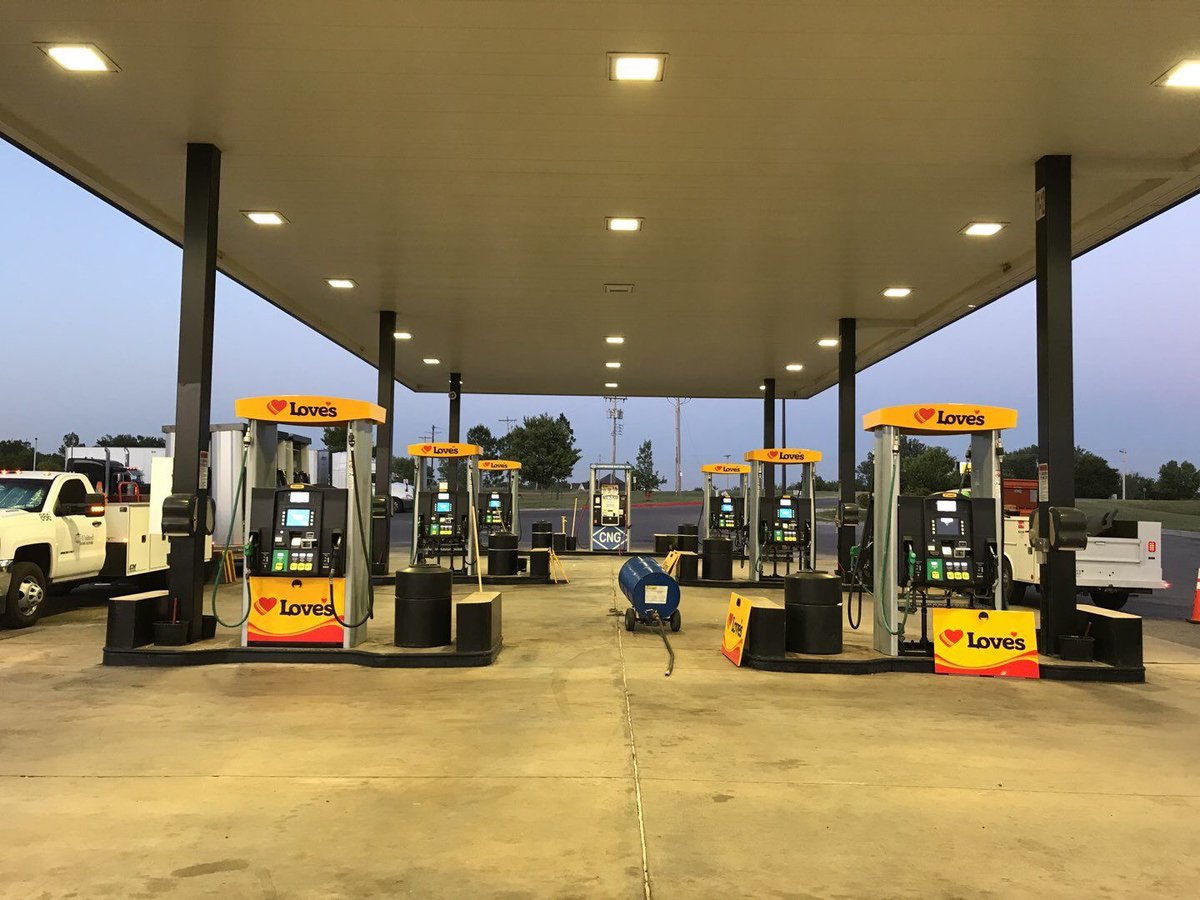 D_H_United's tweet photo. Our team Rock N Roll on EMV dispenser installations. Contact us for EMV help.  #dhunited #emv #gilbarco https://t.co/yN6dHvOxSc
