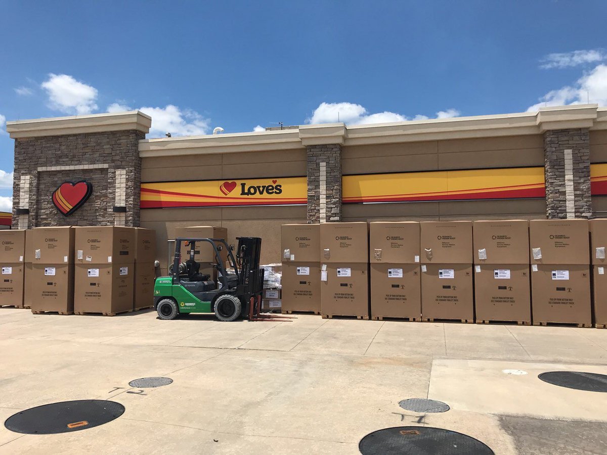 D_H_United's tweet photo. Our team Rock N Roll on EMV dispenser installations. Contact us for EMV help.  #dhunited #emv #gilbarco https://t.co/yN6dHvOxSc