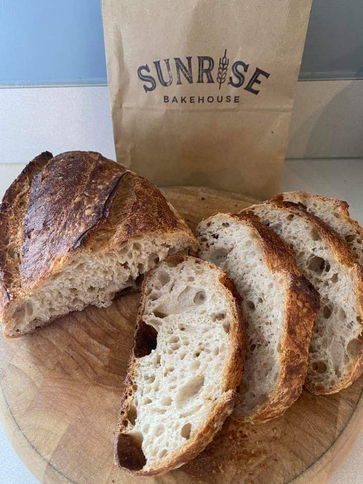 TLocallyBurntis's tweet photo. At the end of June we will have another great addition to the High Street, #SunriseBakehouse, #TomCourtsButcher were given some samples of their fantastic bread to try and say it is delicious. No doubt this new business will be another #Burntisland success story!
#lovefreshbread https://t.co/BR3XMyVZQ4