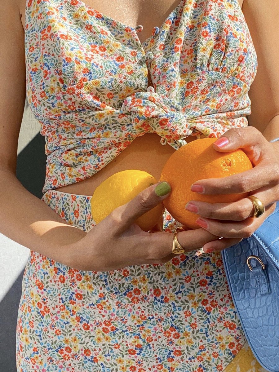 🧡🍋🌸🍊💛  
Shop the lewk: bit.ly/BBD_MixingItSk…