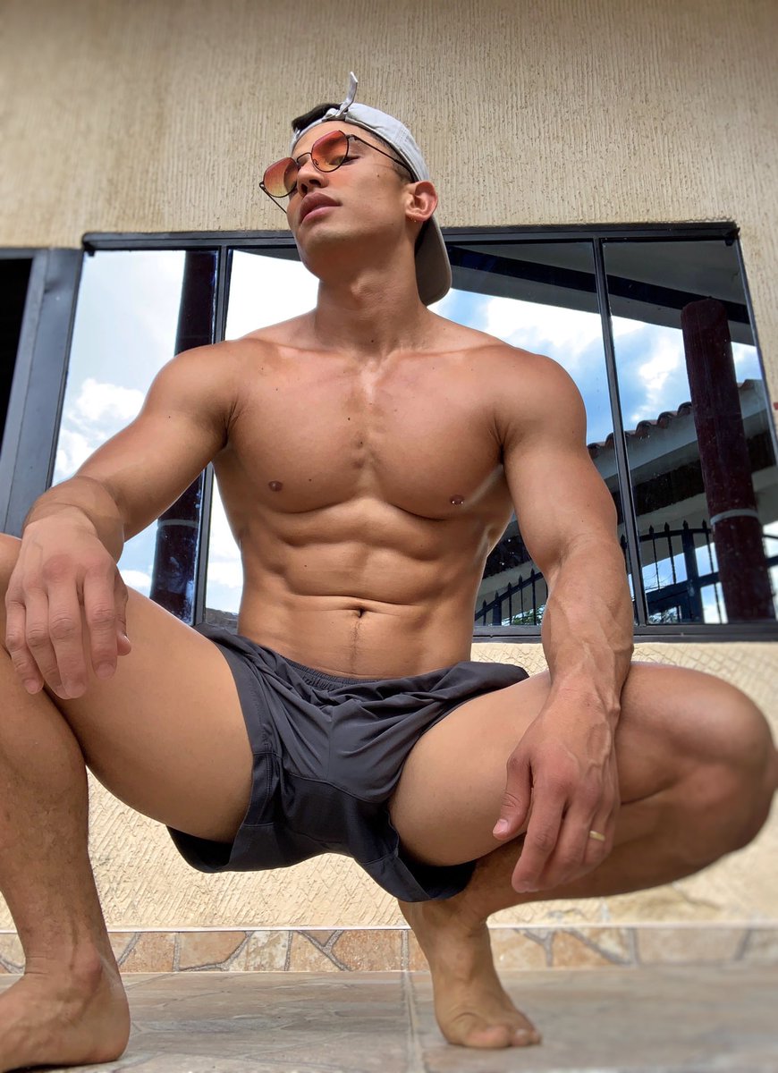 https://onlyfans.com/luis_one.