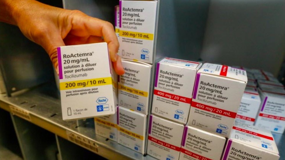 lopezdoriga's tweet photo. #ÚLTIMAHORA La Cofepris ha liberado el Tocilizumab, medicamento para tratar COVID-19 https://t.co/bfLirzlPbS https://t.co/JZqXLxr2eu