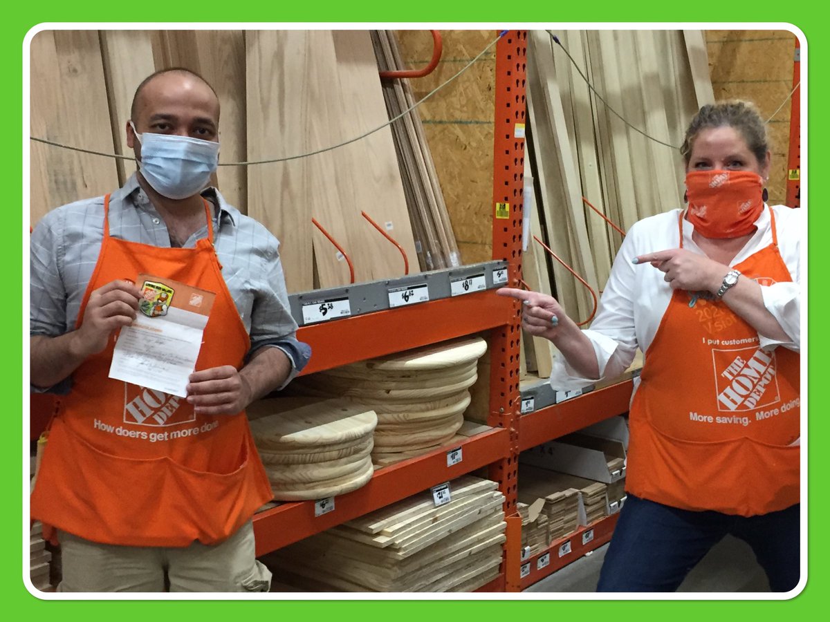 jzeilerman's tweet photo. Proud to give Rey his FIRST Homerโand there will be MANY more in the future with that same excellent customer service! ๐ #only2weeks Aaahmazing! @spohn3857 @kelly_broyles @GardnerD187 @HD3857 @athornton0412 @Jeff_Johnson26 https://t.co/LaAOdsCgFw