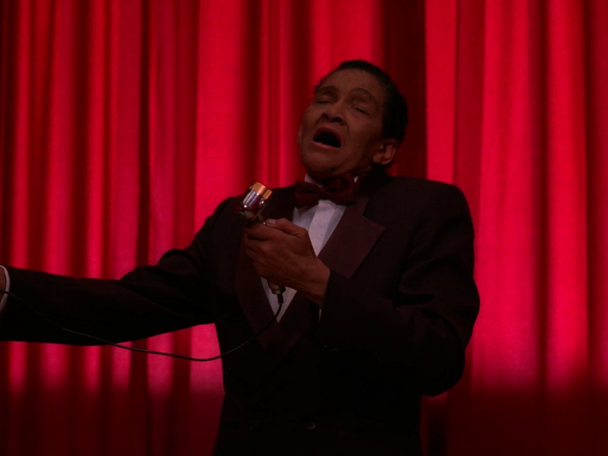 - DAY 18 - #TwinPeaks, épisode 29. Dale Cooper pénètre dans la Black Lodge et David Lynch signe l'épisode de série le plus fou de tous les temps.La télévision ne sera plus jamais la même.Le choc ultime."𝙃𝙤𝙬'𝙨 𝘼𝙣𝙣𝙞𝙚 ?" #31daychallenge